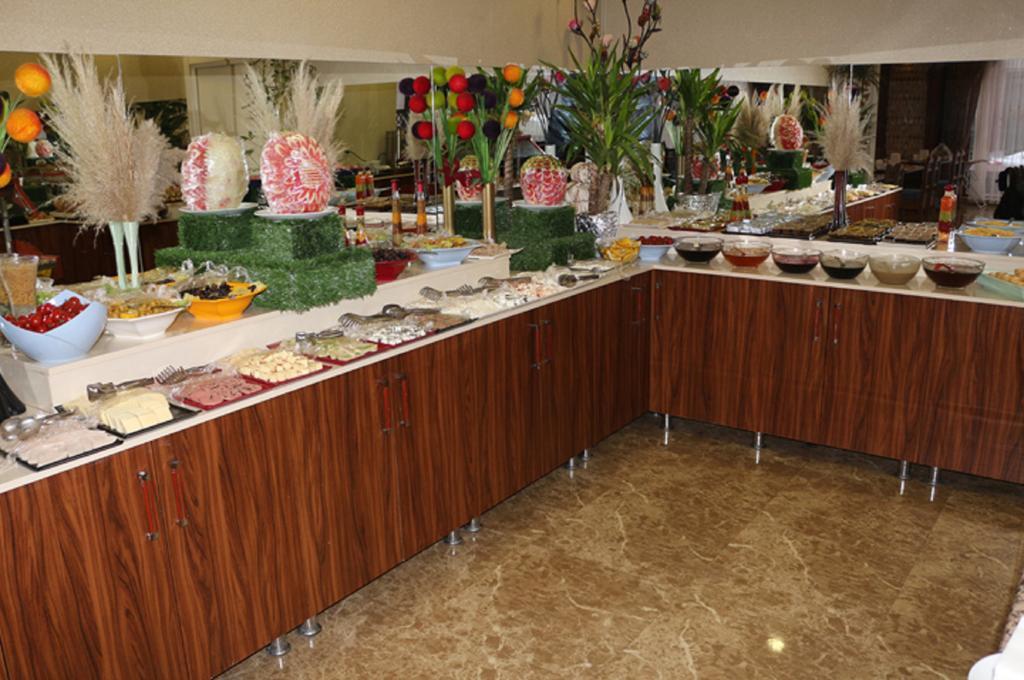 Mesnevi Hotel Konya Eksteriør billede