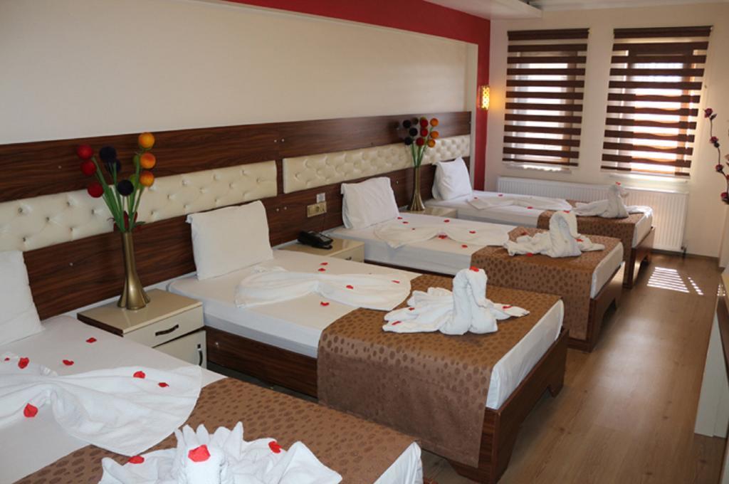 Mesnevi Hotel Konya Eksteriør billede