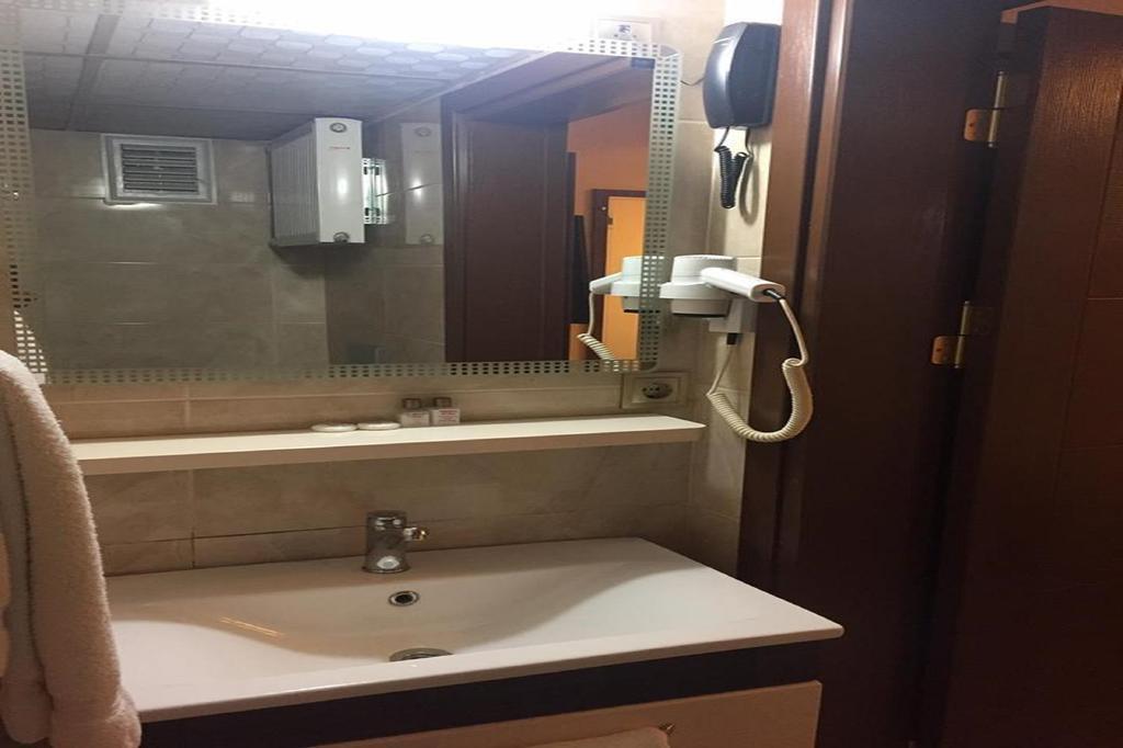 Mesnevi Hotel Konya Værelse billede